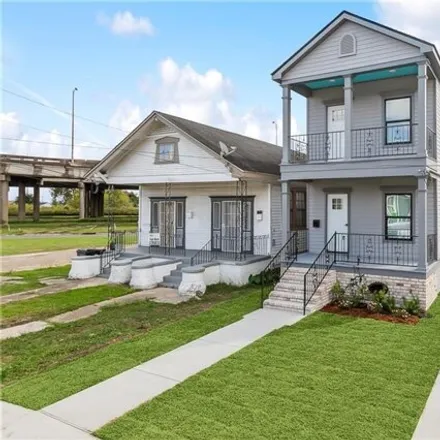 Buy this 6 bed house on 2672 Myrtle Street in New Orleans, LA 70122