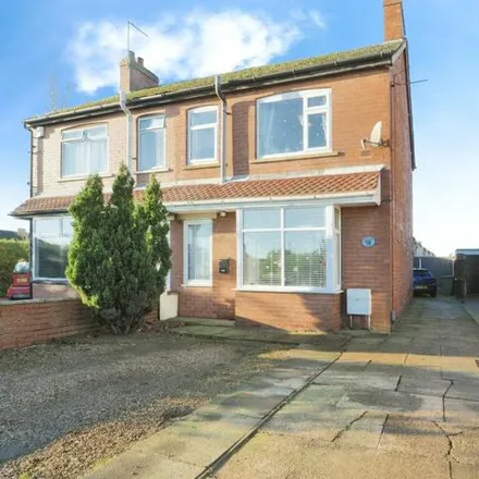 Buy this 3 bed duplex on Angerstein Road in North Lincolnshire, DN17 2NA