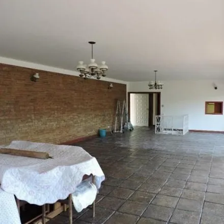 Buy this 4 bed house on Rua Antônio Bonini in Vila Santista, Atibaia - SP