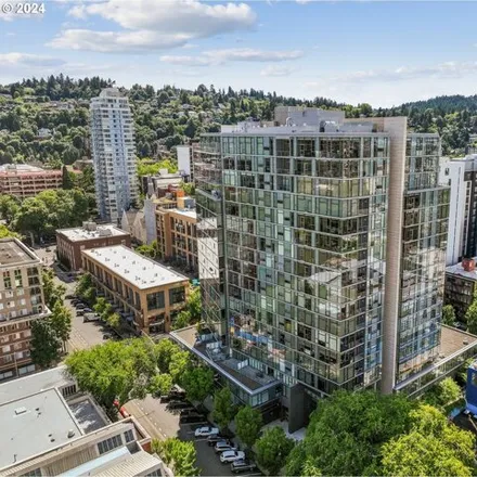 Buy this 2 bed condo on Eliot Tower in 1221 Southwest 10th Avenue, Portland