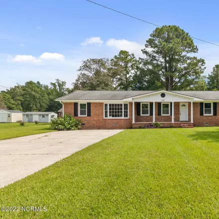 Buy this 3 bed house on 1294 Lake Cole Road in Onslow County, NC 28544