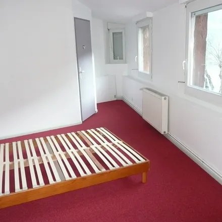 Rent this 3 bed apartment on 245 Chemin de la Combe de Bonnet in 46000 Cahors, France