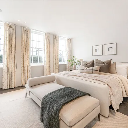 Image 3 - 9 Deanery Street, London, W1K 1BL, United Kingdom - Townhouse for rent
