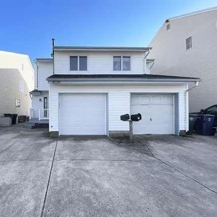 Rent this 3 bed condo on unnamed road in Brigantine, NJ 08203