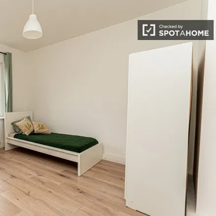 Rent this 3 bed room on Lauterberger Straße 2 in 12347 Berlin, Germany