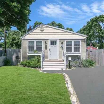 Buy this 2 bed house on 69 Columbia Street in Brookhaven, East Patchogue