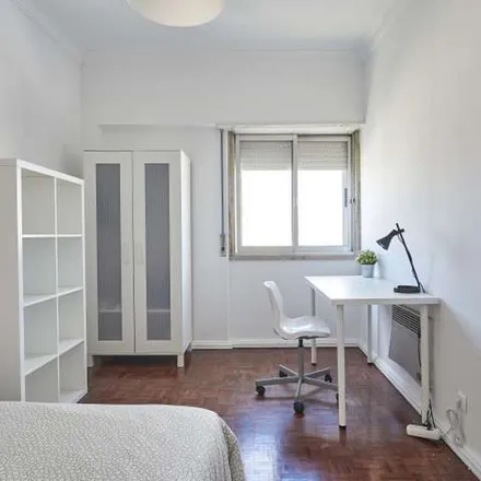 Rent this 8 bed apartment on Clube De Futebol "Os Torpedos" in Rua Sousa Loureiro, 1500-553 Lisbon
