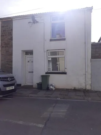 Rent this 2 bed townhouse on Bell Street in Trecynon, CF44 8NN