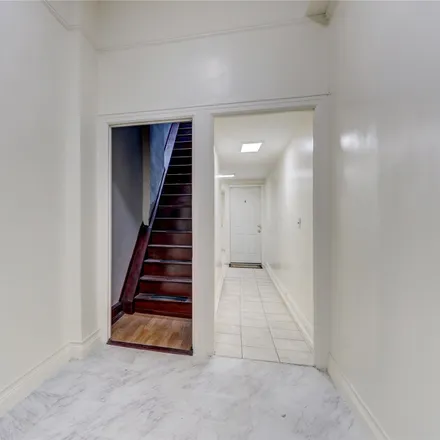 Image 3 - 2869 Fulton Street, New York, NY 11207, USA - Townhouse for sale