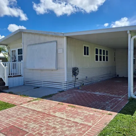 Buy this 2 bed house on Steak 'n Shake in El Jobean Road, Port Charlotte