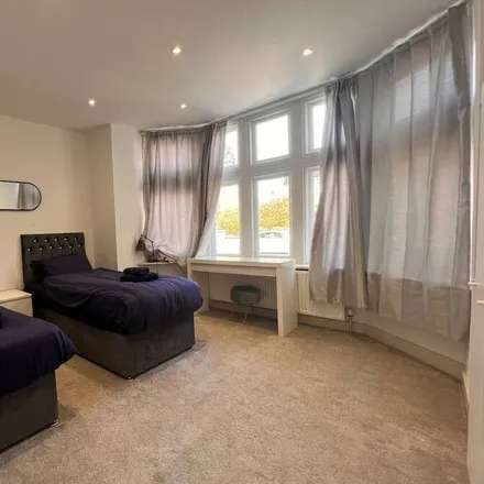 Rent this 3 bed apartment on London in NW11 7HA, United Kingdom