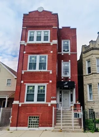 Buy this 12 bed house on 1632 South Hamlin Avenue in Chicago, IL 60623