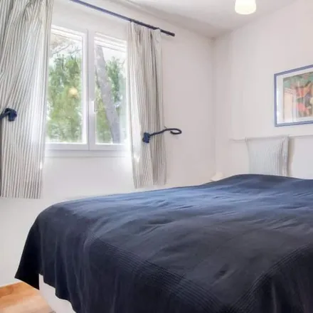 Rent this 3 bed house on Nans Les Pins in Avenue Julien Jourdan, 83860 Nans-les-Pins