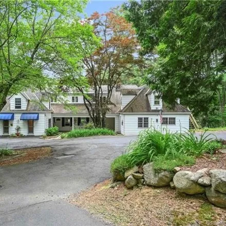 Buy this 5 bed house on 133 Chestnut Land Road in New Milford, CT 06776