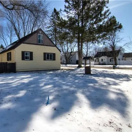 Image 5 - 188 West Wisconsin Street, Chippewa Falls, WI 54729, USA - House for sale