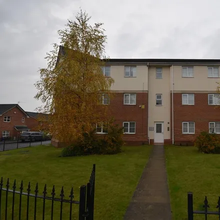 Rent this 2 bed apartment on Blueberry Avenue in Manchester, M40 0GF