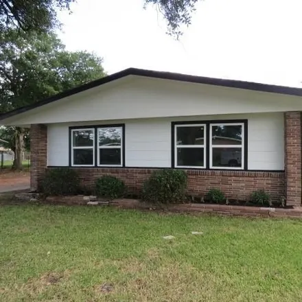 Image 1 - 4246 Philmont Avenue, Port Arthur, TX 77642, USA - House for sale