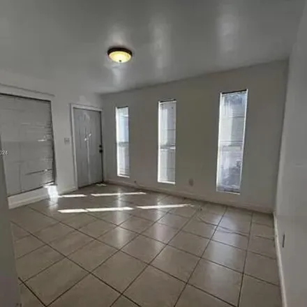 Image 7 - 635 NW 22nd Rd, Fort Lauderdale, Florida, 33311 - House for sale