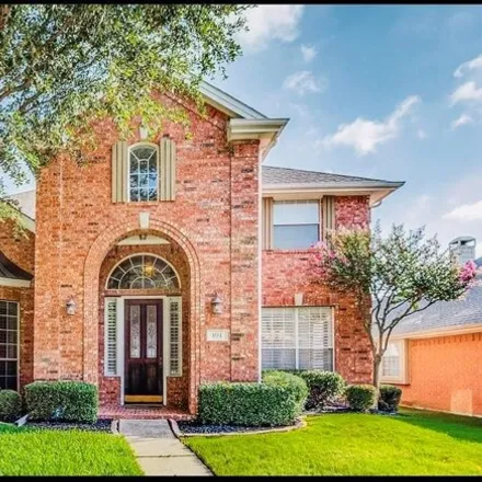 Buy this 3 bed house on 104 Midcrest Drive in Irving, TX 75063