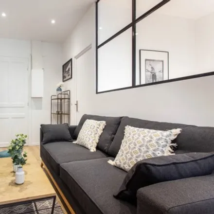 Rent this 1 bed apartment on Paris 17e Arrondissement