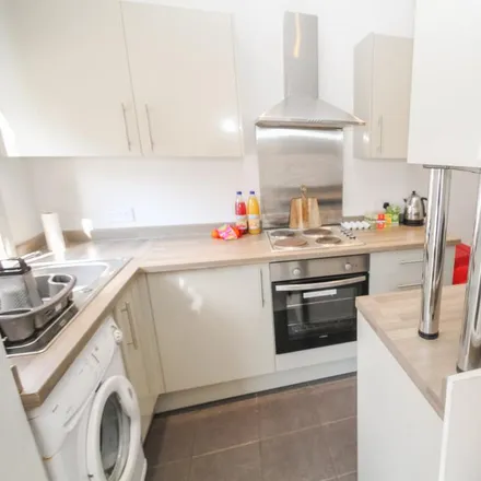 Rent this 3 bed townhouse on Thornville Avenue in Leeds, LS6 1JS