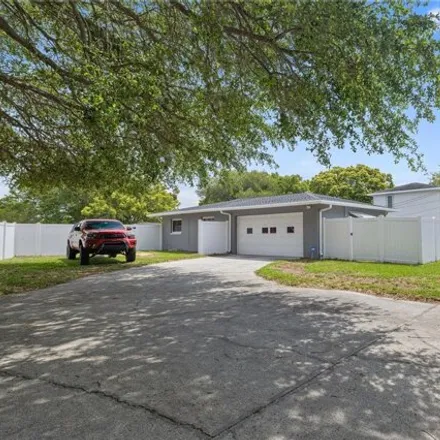 Image 7 - 350 Keating Drive, Largo, FL 33770, USA - House for sale