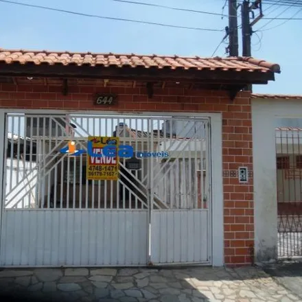 Buy this 2 bed house on Alameda Tenente José Bernadino in Jardim Imperador, Suzano - SP