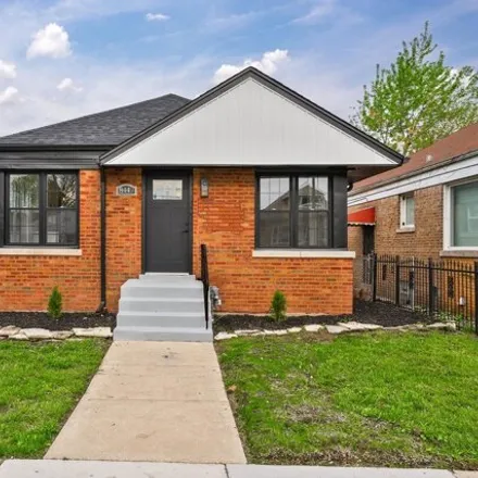 Buy this 2 bed house on 8449 South Euclid Avenue in Chicago, IL 60617