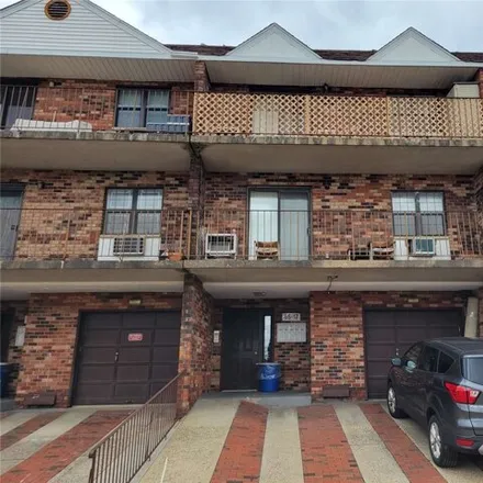 Buy this 1 bed townhouse on 63-17A Douglaston Parkway in New York, NY 11362
