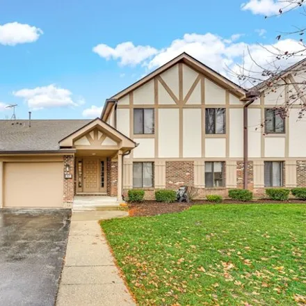 Rent this 2 bed house on 987 Knottingham Drive in Schaumburg, IL 60193