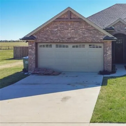 Rent this 4 bed house on 590 Crow Road in Whitesboro, TX 76273