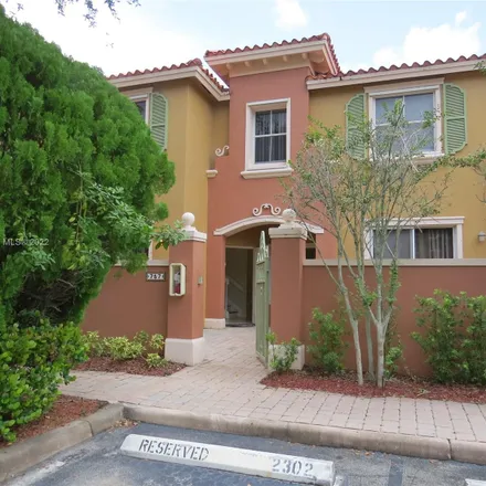Rent this 3 bed townhouse on 702-730 Southwest 107th Avenue in Pembroke Pines, FL 33025