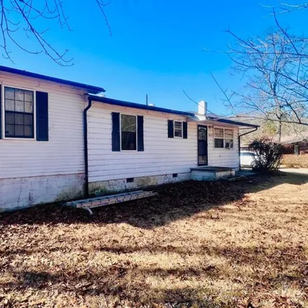 Buy this 3 bed house on 659 North Pryor Cove Road in Jasper, TN 37347