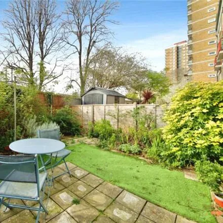 Buy this 1 bed apartment on Locton Green in London, E3 2LP