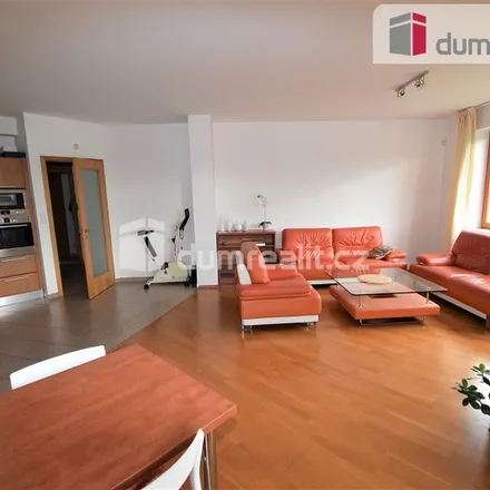 Image 2 - Do Klukovic, 152 00 Prague, Czechia - Apartment for rent