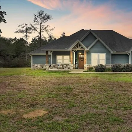 Buy this 3 bed house on 117 County Road 715 in Buna, Jasper County