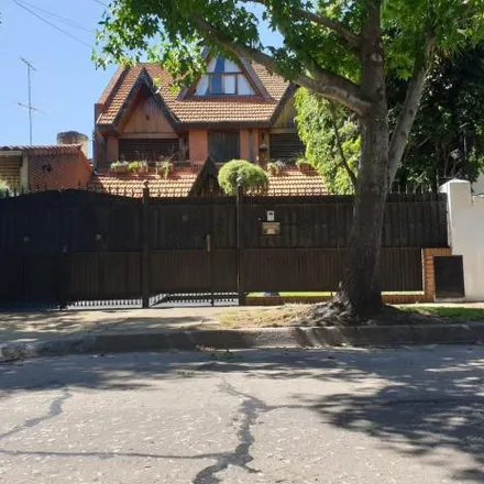 Buy this 5 bed house on Yapeyú 149 in Partido de San Isidro, B1640 HQB Martínez