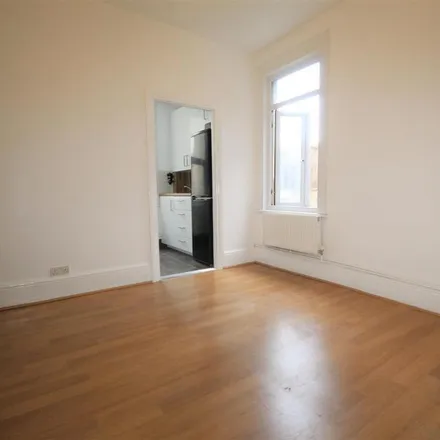 Rent this studio apartment on Co-op Food in 294 Brockley Road, London