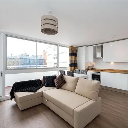 Rent this studio apartment on Osbourne Mansions in Luxborough Street, London