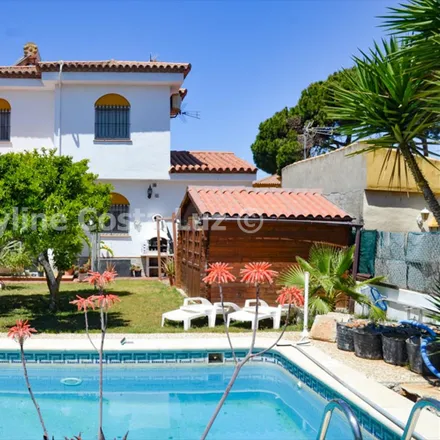 Buy this 4 bed house on La Barrosa