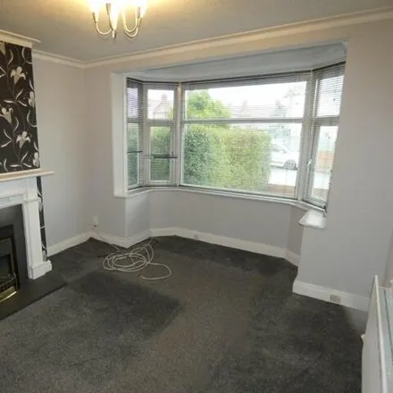 Image 2 - Holy Family, Links Road, Blackpool, FY1 2RU, United Kingdom - Townhouse for sale