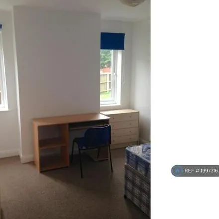 Image 7 - 5 Coldhams Grove, Cambridge, CB1 3HW, United Kingdom - Duplex for rent