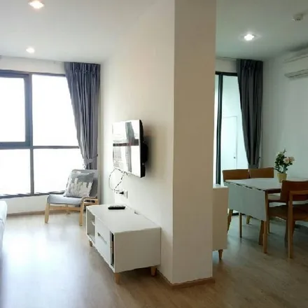 Rent this 1 bed apartment on Ideo Q Chula-Samyan in 660, Rama IV Road