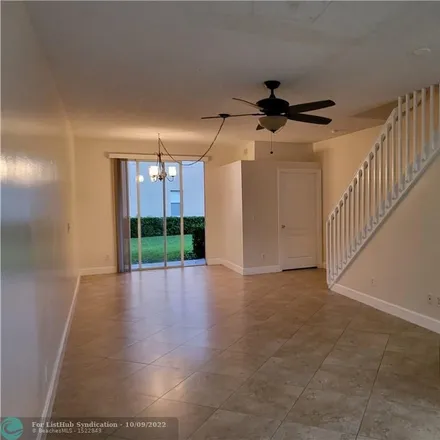 Image 2 - 4763 Northwest 57th Place, Coconut Creek, FL 33073, USA - Townhouse for rent