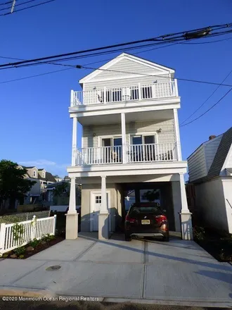 Image 1 - 11 Marine Place, Highlands, Monmouth County, NJ 07732, USA - House for rent