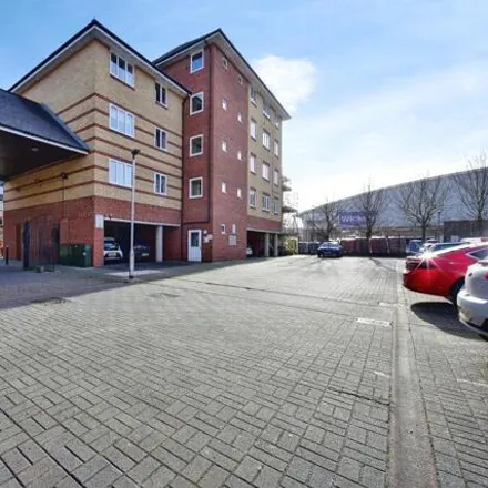 Image 1 - Pevensey Court, Maidstone, ME16 0GQ, United Kingdom - Apartment for sale