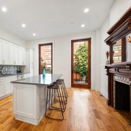 Image 5 - 261 West 132nd Street, New York, NY 10027, USA - Townhouse for sale