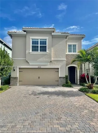 Rent this 3 bed house on 4612 Greenway Drive in Hollywood, FL 33021