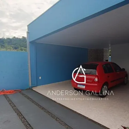 Buy this 3 bed house on Rua Curitiba in Nossa Senhora Aparecida, Francisco Beltrão - PR