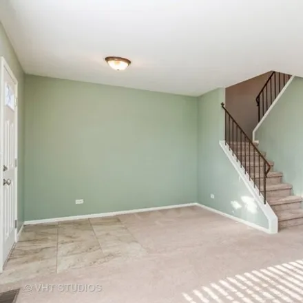 Image 2 - 269 Weatherford Circle, Naperville, IL 60565, USA - House for sale